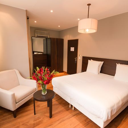 Le Louvre Hotel & Spa Antananarivo Exterior foto